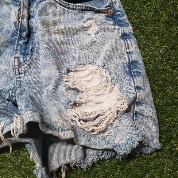 American and Eagle Denim Blue Mom Short size 0 distressed 4858 - Picture 3 of 11